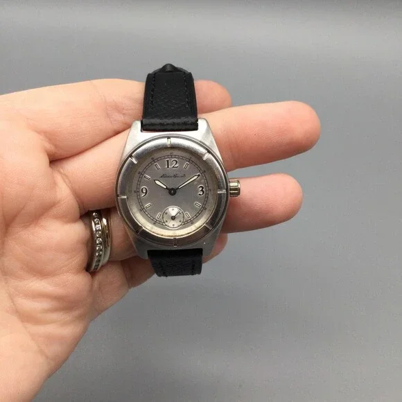 Eddie Bauer Womens Watch 29mm Silver Dial Black Leather 3560 New Battery - Picture 5 of 14